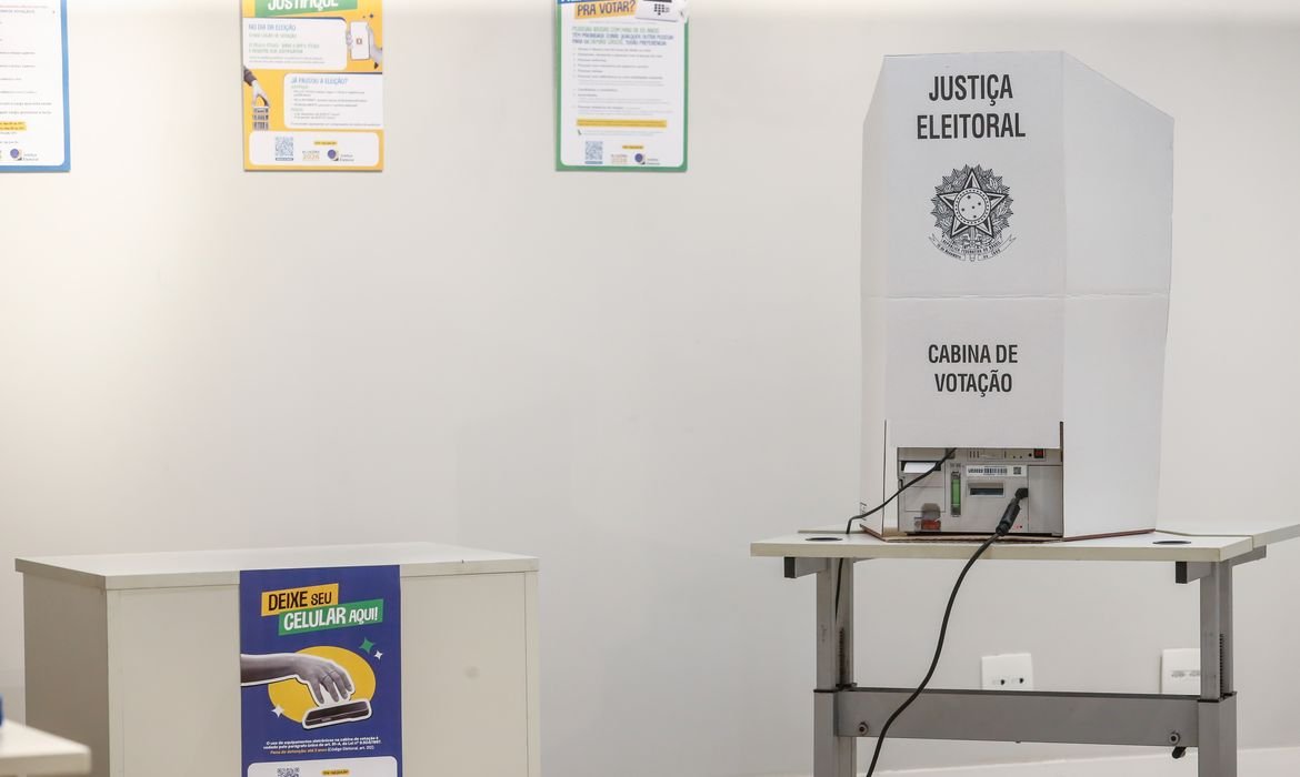 Seções eleitorais de Mato Grosso teriam registrado zero voto para Flávio Bolsonaro no primeiro turno de 2026