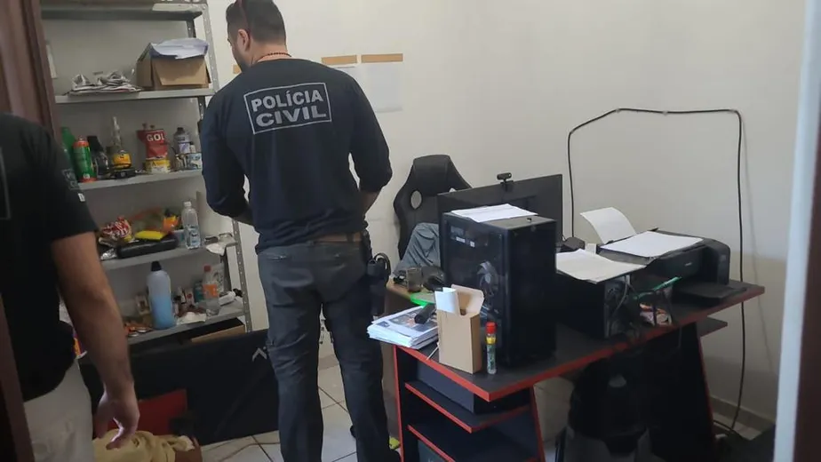 Polícia Civil deflagra Operação Firewall contra hackers que ocultavam mandados de prisão no RJ