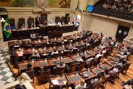 Audiência pública expõe práticas abusivas de planos de saúde e aponta falhas regulatórias no setor