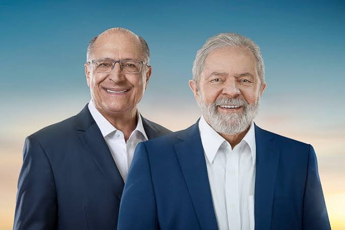 NOVO ACIONA TSE E PEDE CASSAÇÃO E INELEGIBILIDADE DE CHAPA LULA-ALCKMIN