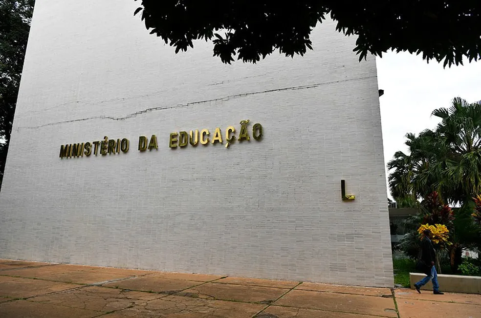 Rio de Janeiro inicia análise de resultados nas redes